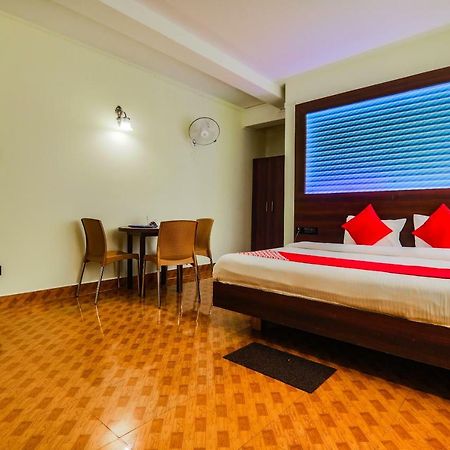 Oyo 11515 The Lily Guest House Shillong Eksteriør billede