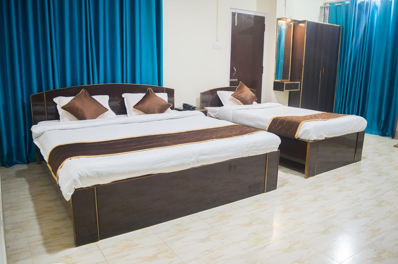 Oyo 11515 The Lily Guest House Shillong Eksteriør billede