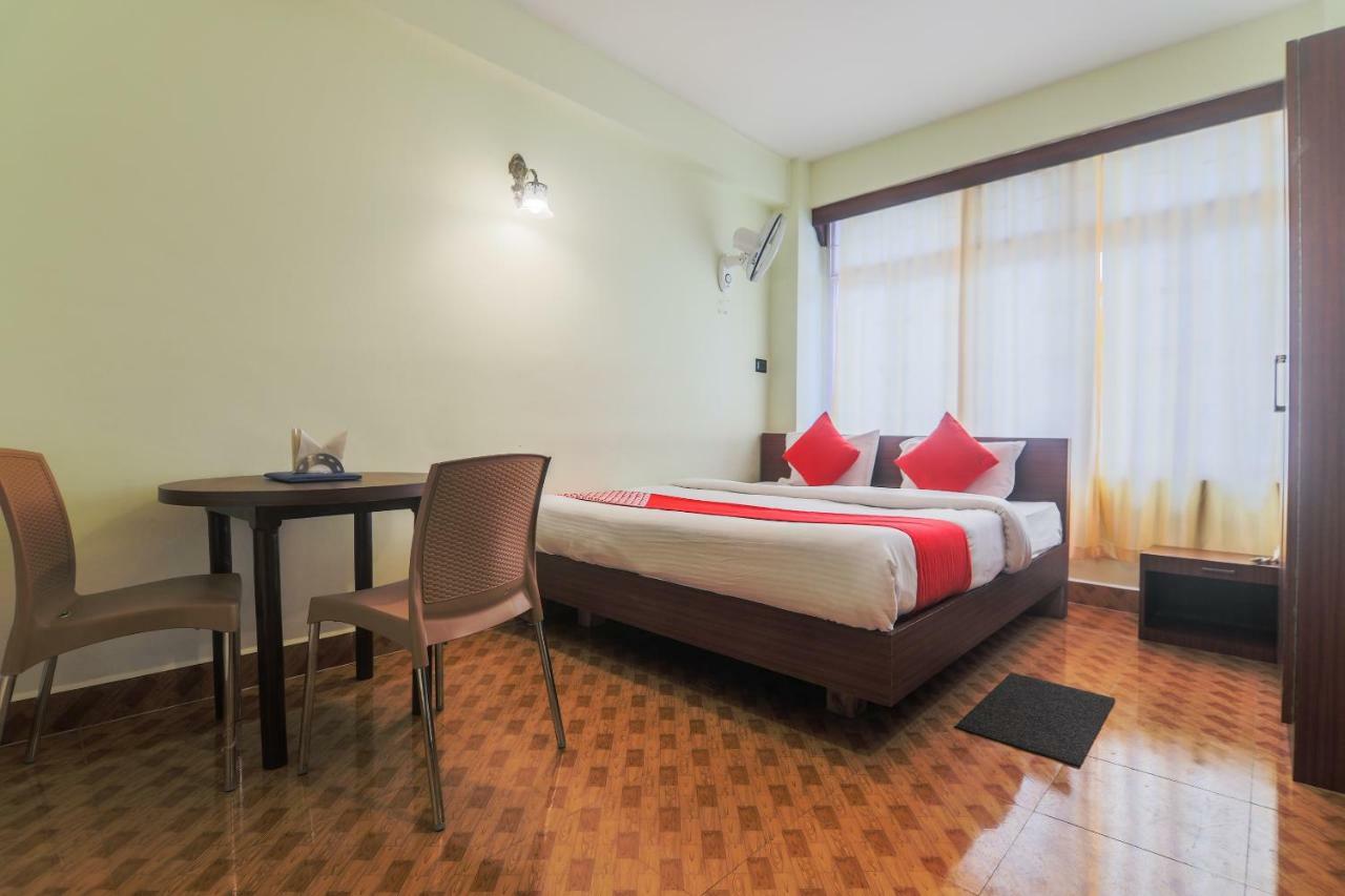 Oyo 11515 The Lily Guest House Shillong Eksteriør billede