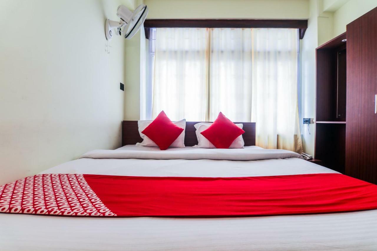 Oyo 11515 The Lily Guest House Shillong Eksteriør billede