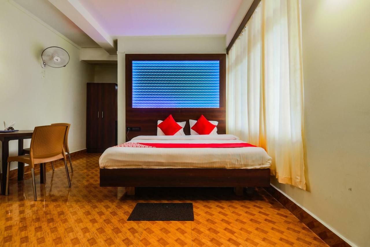 Oyo 11515 The Lily Guest House Shillong Eksteriør billede